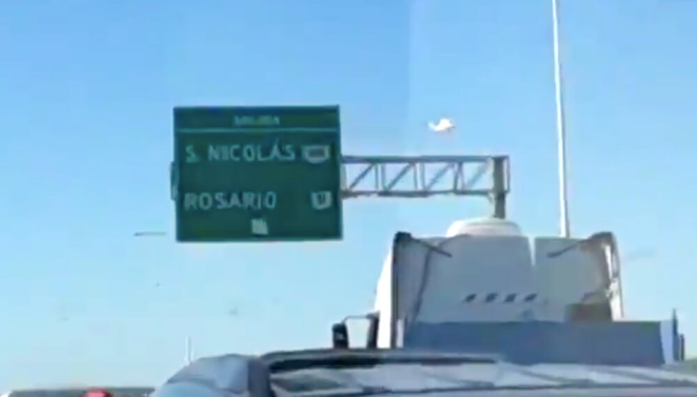 Las imágenes de la protesta en Pergamino y la ausencia de Alberto: “Se escapó como rata por tirante”