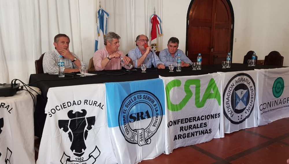 Cepo a la carne: la Mesa de Enlace anticipó un posible cese de comercialización