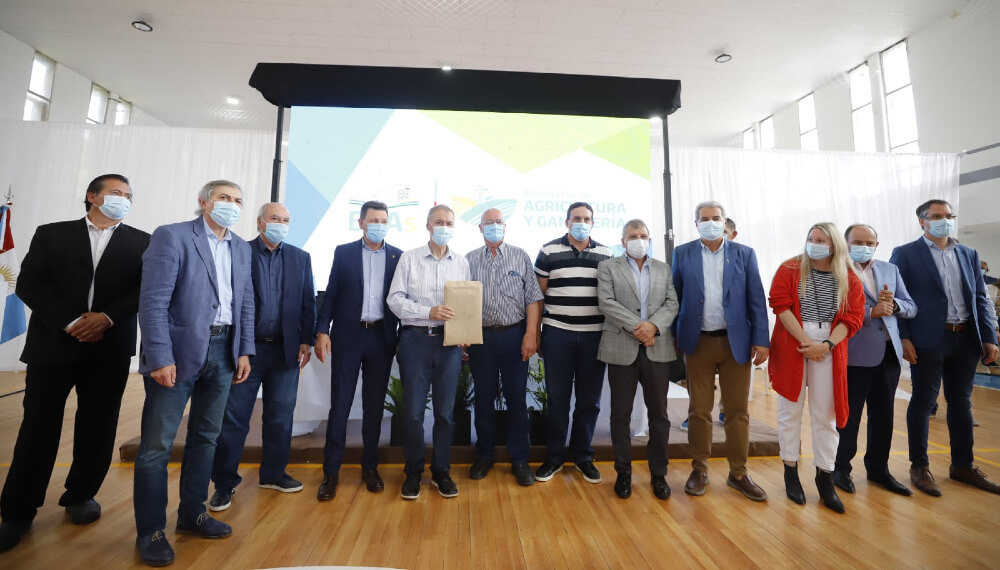 Córdoba entregó más de $31 millones a productores del agro