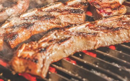 Históricamente, un salario alcanzó para casi 100 kilos de carne vacuna: ahora solo compra 67