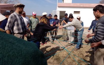 La psicóloga que dejó los equipos de salud mental y ahora mejora el trabajo en los tambos