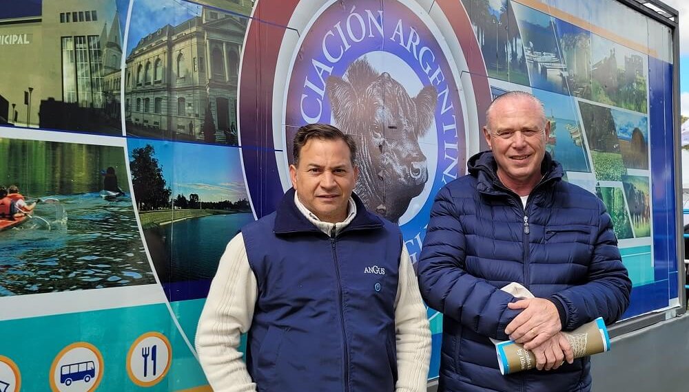 En Entre Ríos, Don Goyo cría Angus que sacan buenas notas en el Litoral
