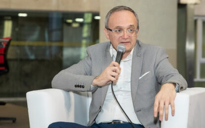 “Nunca más tiene que existir un dólar soja que desequilibre todo el mercado”