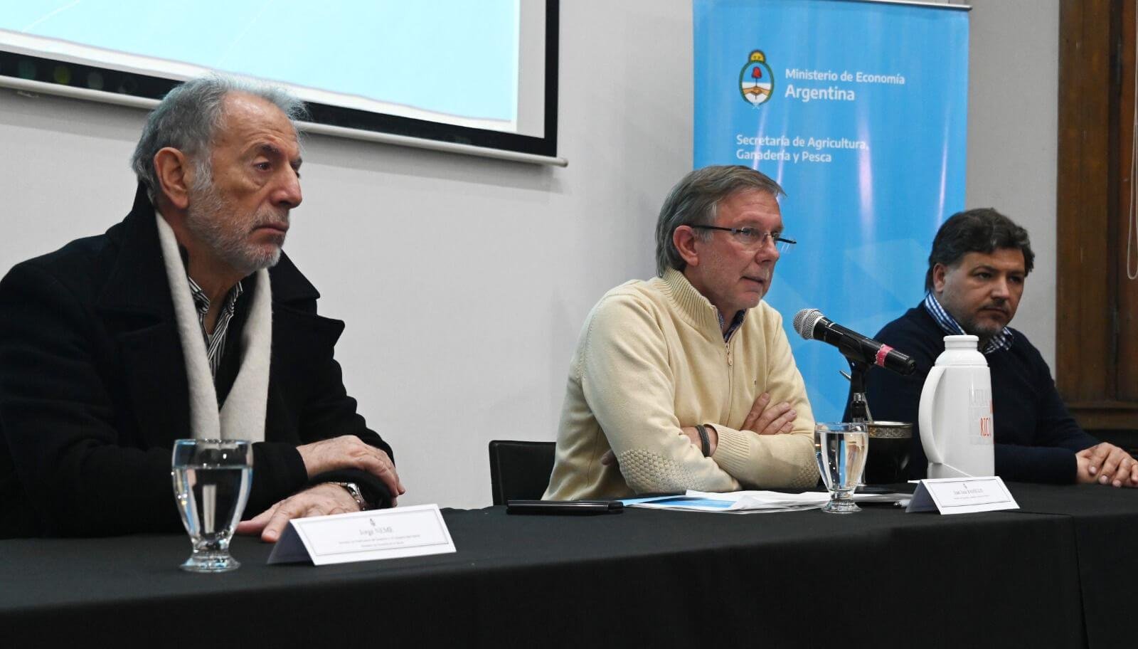El Gobierno presentó el nuevo plan para la soja: muchas dudas y sin beneficio inmediato para los productores