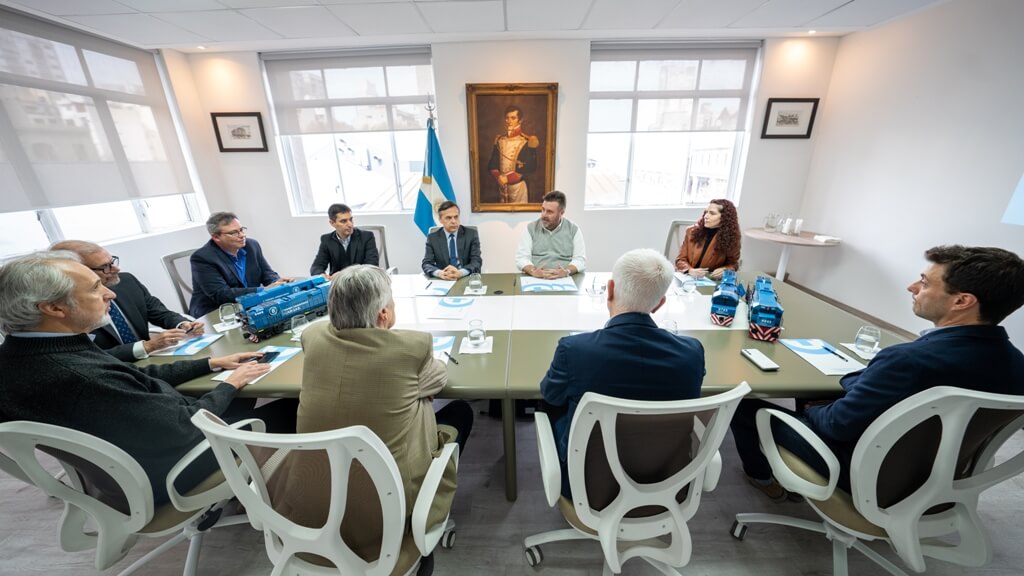 Belgrano Cargas: tres agroexportadoras financiarán la compra de vagones