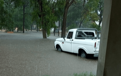 Se multiplican las alertas por tormentas: diluvios e inundaciones en Santa Fe y Corrientes