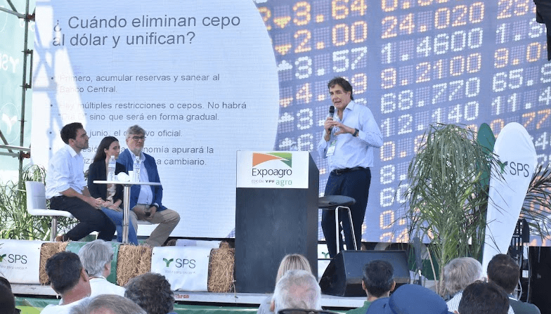 Todas las fichas en la cosecha: mayo, ¿el mes “bisagra” para empezar a soñar con la unificación del dólar?