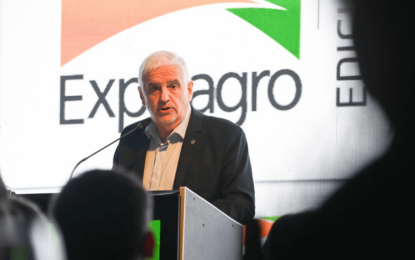 Expoagro: “Una Vaca Viva potente y orgullosa”, el anhelo que lanzó Vilella en la cena de expositores