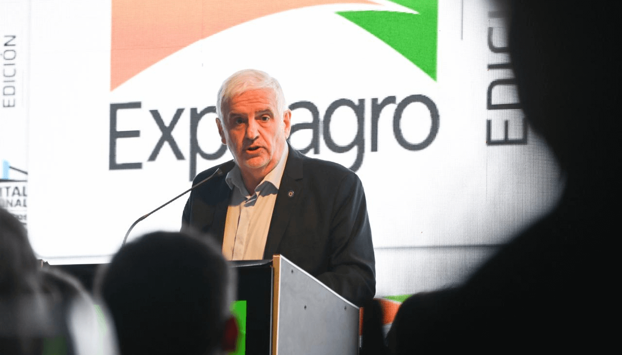 Expoagro: “Una Vaca Viva potente y orgullosa”, el anhelo que lanzó Vilella en la cena de expositores