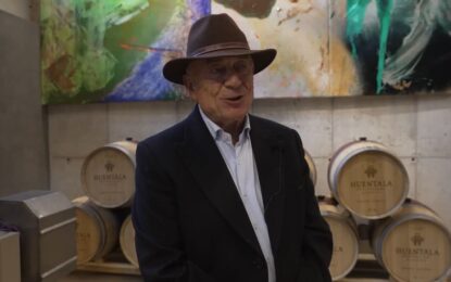 Julio, el creador de vinos premiados en el mundo que construyó un refugio para el arte de Mendoza