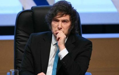 Milei anunció más bajas en las retenciones a la exportación de trigo, cebada y soja