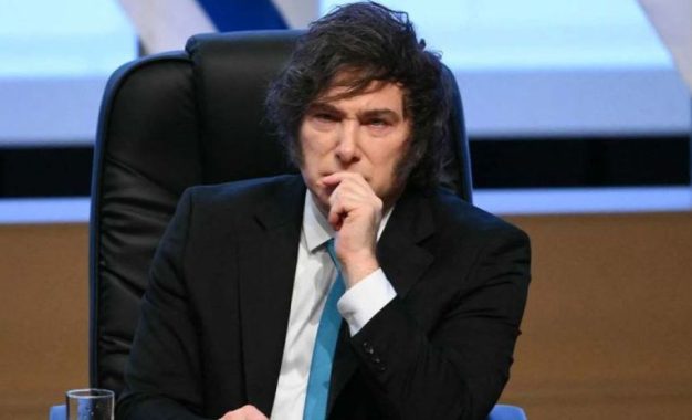 Milei anunció más bajas en las retenciones a la exportación de trigo, cebada y soja